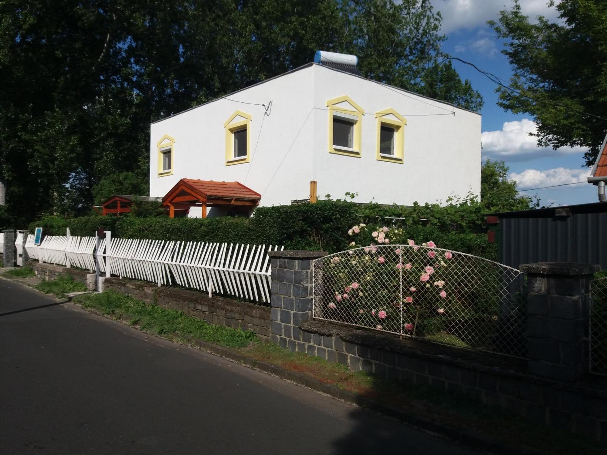 Badacsonyi Lugas Apartmanok Badacsonytomaj Zewnętrze zdjęcie